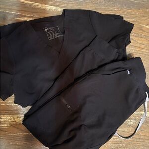Black Scrub Set
